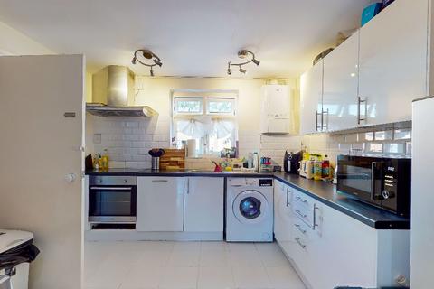 46 Haling Road, South Croydon, CR2 6HS