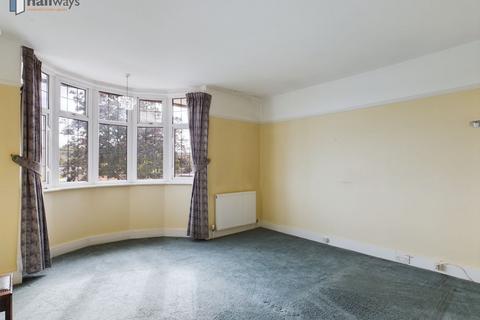 56 Nutfield Road, Coulsdon, CR5 3JN