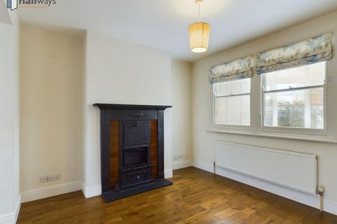 442 Gander Green Lane, Cheam, Sutton, SM3 9RF