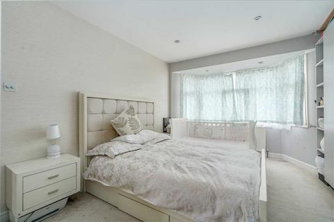 22 Stancroft, London, NW9 0SJ