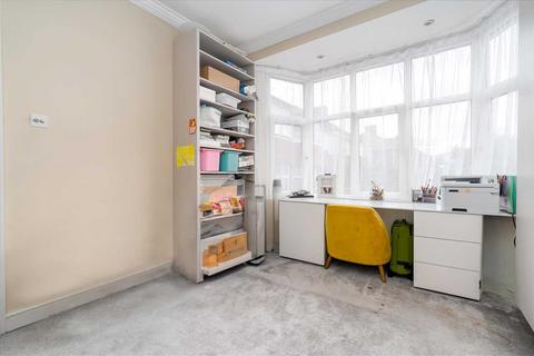 22 Stancroft, London, NW9 0SJ