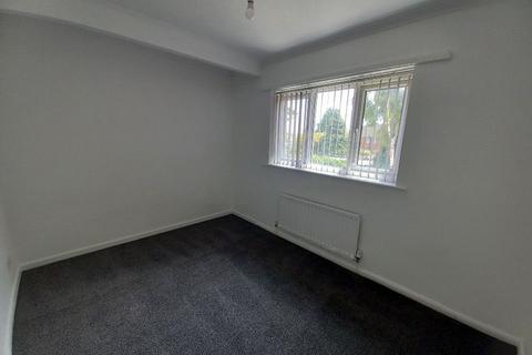 3 bedroom semi-detached house to rent, Kingsley Road, Middlesbrough TS6