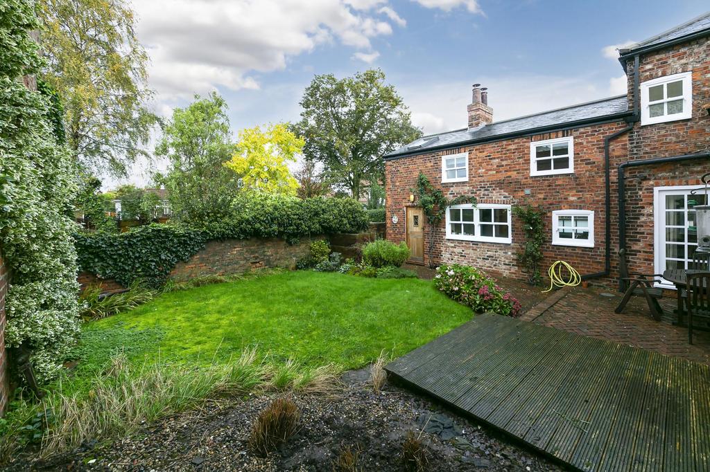 31 Church Street, Bubwith, Selby, YO8... 4 bed character property for