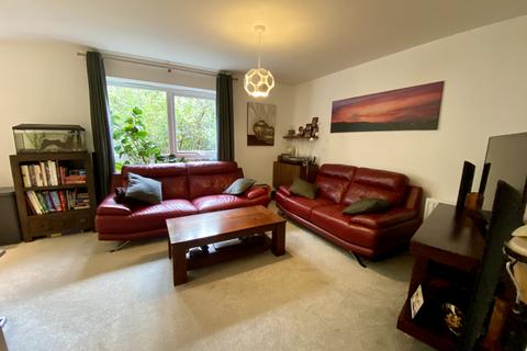 2 bedroom apartment for sale, Weavers Close, Eastbourne, East Sussex, BN21