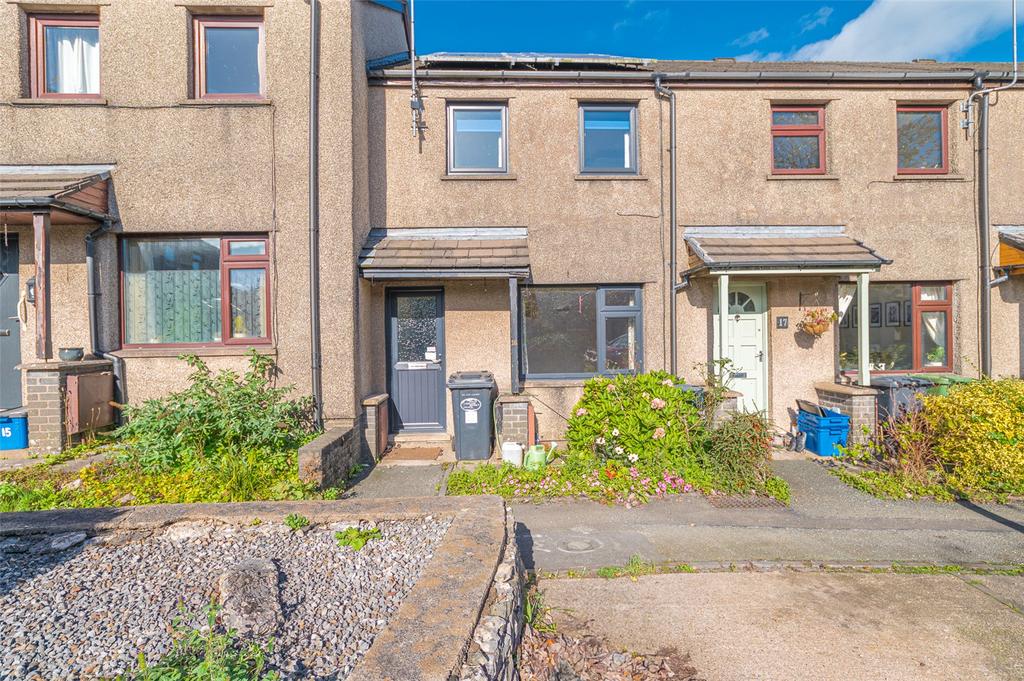 Kendal, Kendal LA9 2 bed terraced house for sale £185,000