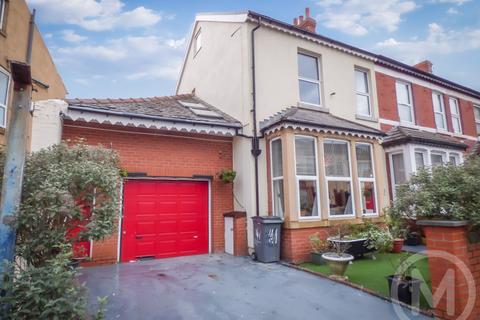 5 bedroom end of terrace house for sale, High Street, Blackpool, Lancashire