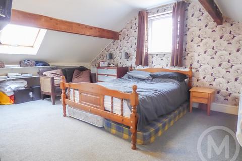 5 bedroom end of terrace house for sale, High Street, Blackpool, Lancashire