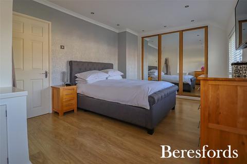 3 Hamble Lane, South Ockendon, RM15 5HJ