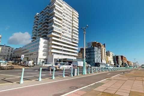 2 bedroom flat to rent, Kings Road, City Centre, Brighton, BN1