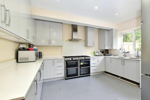 9 bedroom detached house for sale - Desborough Avenue, High Wycombe, Buckinghamshire