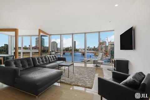 3 bedroom apartment for sale, St George Wharf London SW8