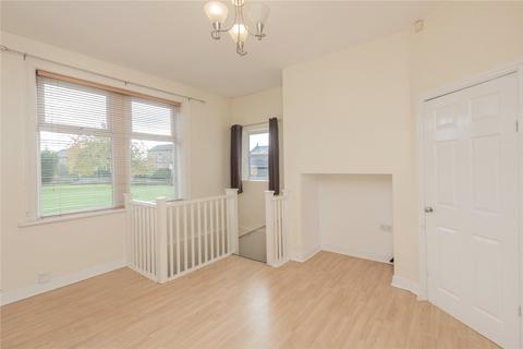 2 bedroom semi-detached house for sale - Church Street, Birstall, WF17
