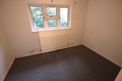 2 bedroom terraced house to rent, Palmer Road, Dagenham RM8