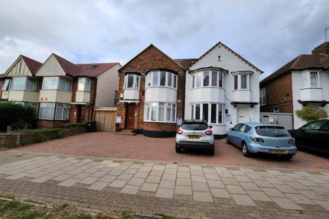 Studio to rent, Brentfield Gardens,, Brent Cross, Golders Green,, NW2