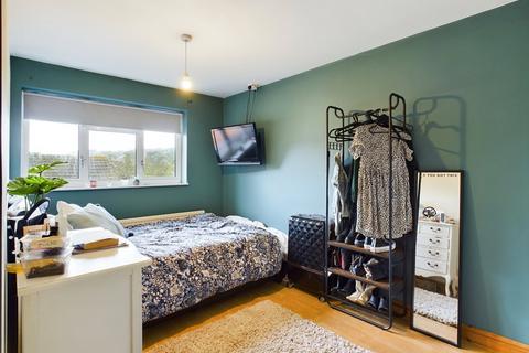 37 The Wheatridge, Abbeydale, Gloucester, GL4 4DQ