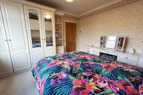 136 Broadway, Chadderton, Oldham, OL9 0AD