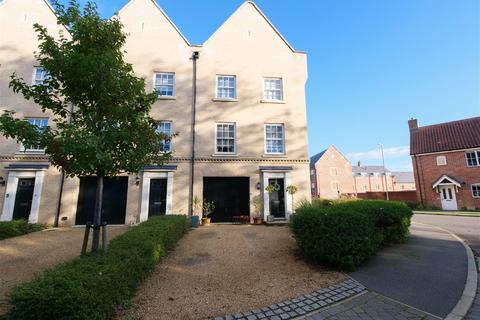 3 bedroom townhouse for sale - Walne Close, Framlingham, Suffolk