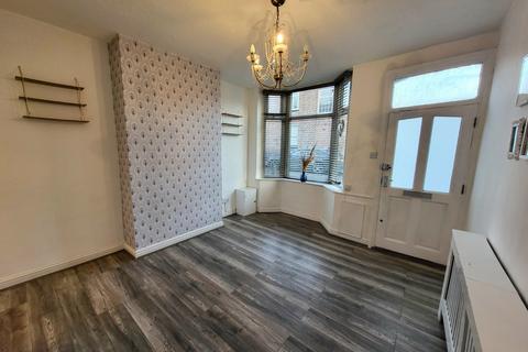 2 bedroom terraced house to rent, Derby Range, Heaton Moor, Stockport, SK4