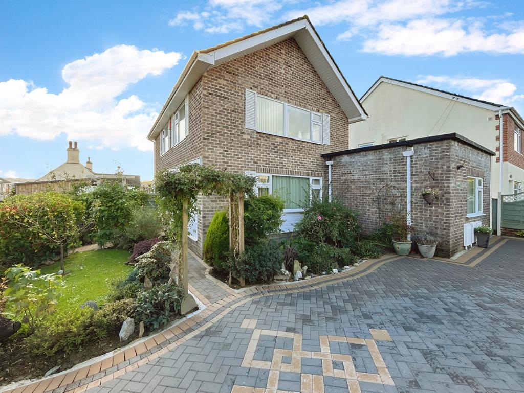 Crossway, Plymouth, PL7 4 bed detached house for sale £425,000