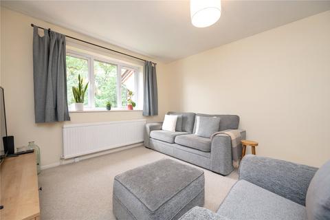 1 bedroom flat to rent, Canterbury Court, Battlefield Road, St. Albans, Hertfordshire