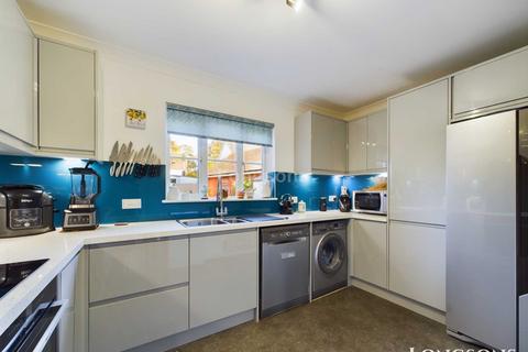 35 Lee Warner Road, Swaffham, PE37 7GD
