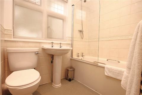 1 bedroom apartment to rent, Ferry Lane, Wraysbury, Staines-upon-Thames, Berkshire, TW19