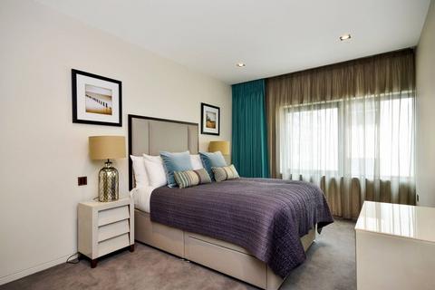 3 bedroom flat to rent - Babmaes Street, St James's, London, SW1Y