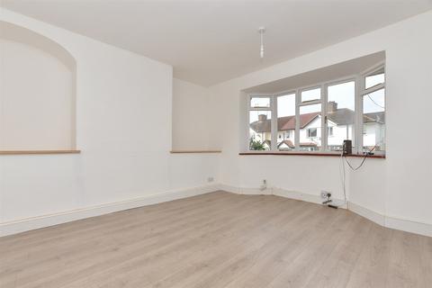 6 Lyndhurst Road, Reigate, RH2 8JW