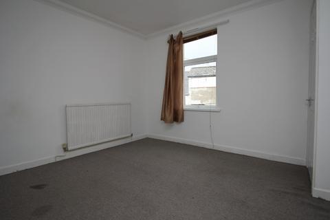 2 bedroom apartment to rent, Commercial Street, Senghenydd CF83 4FZ