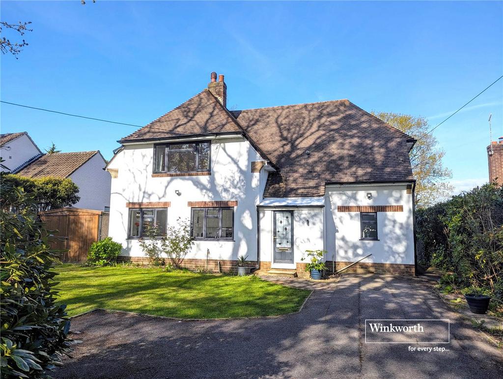 Hinton Wood Avenue, Highcliffe... 4 bed detached house for sale £