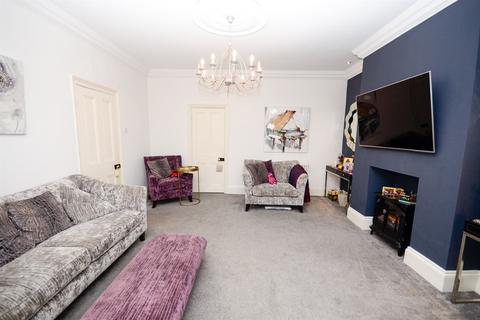 4 bedroom end of terrace house for sale, Egton Terrace, Birtley