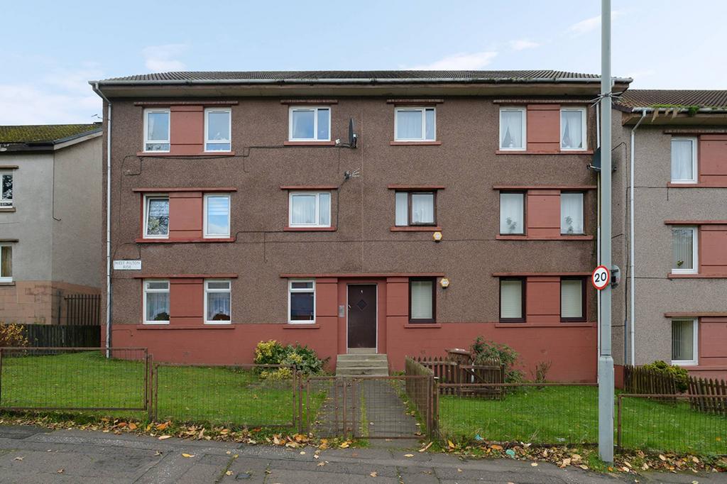 1 West Pilton Rise, Pilton, Edinburgh, EH4 4DX 2 bed flat for sale £