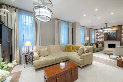 Shepherd Street, Mayfair, London, W1J