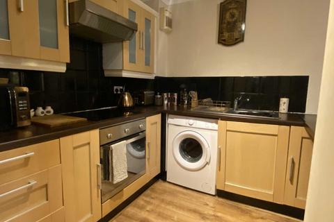 33 Browfield Way, Royton, Oldham, OL2 6DE