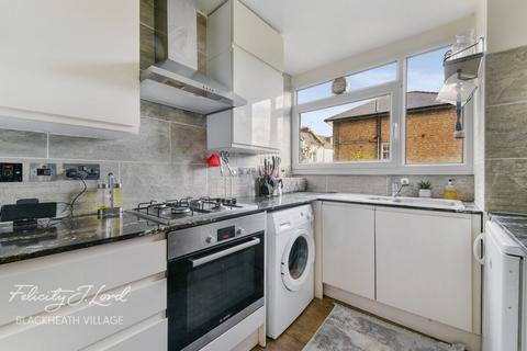14 Michaels Close, London, SE13 5BP