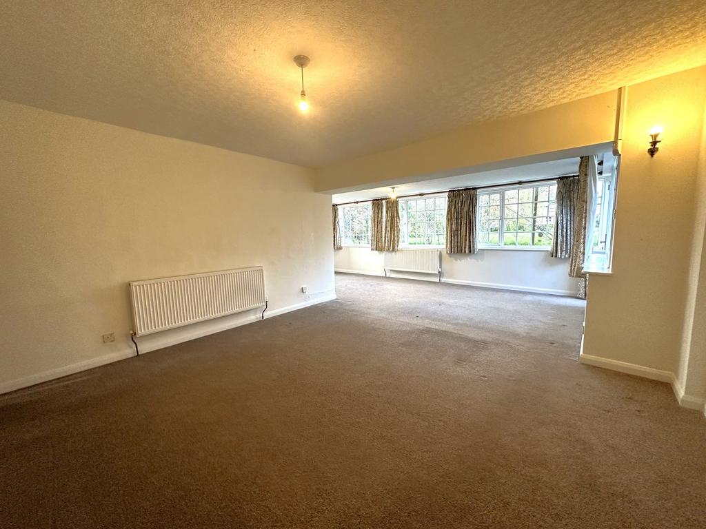 Third Reception Room / Bedroom 6