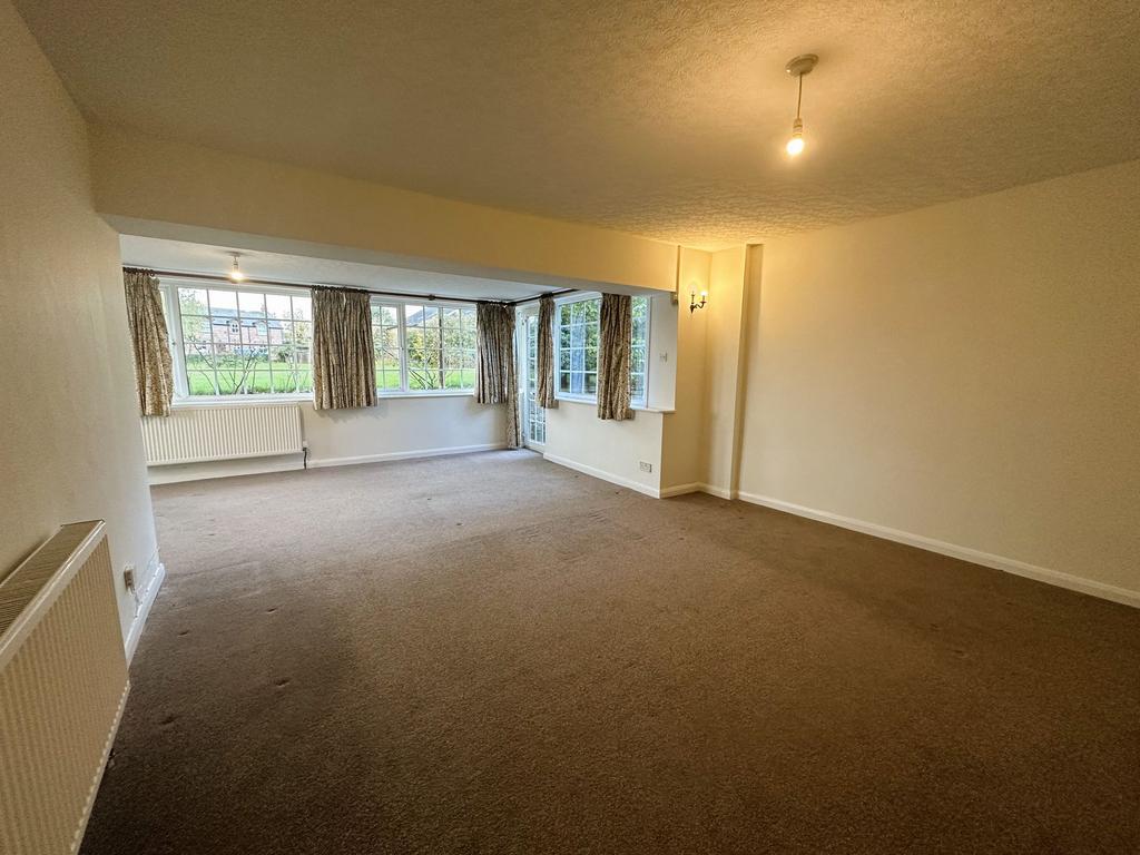 Third Reception Room / Bedroom 6