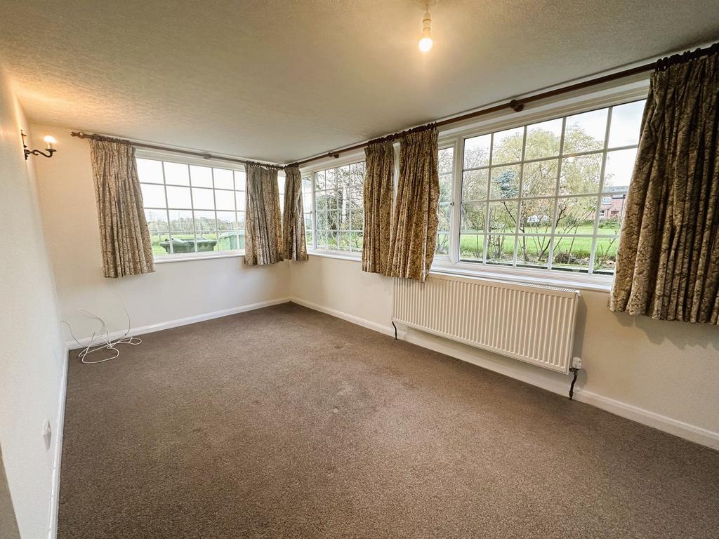 Third Reception Room / Bedroom 6