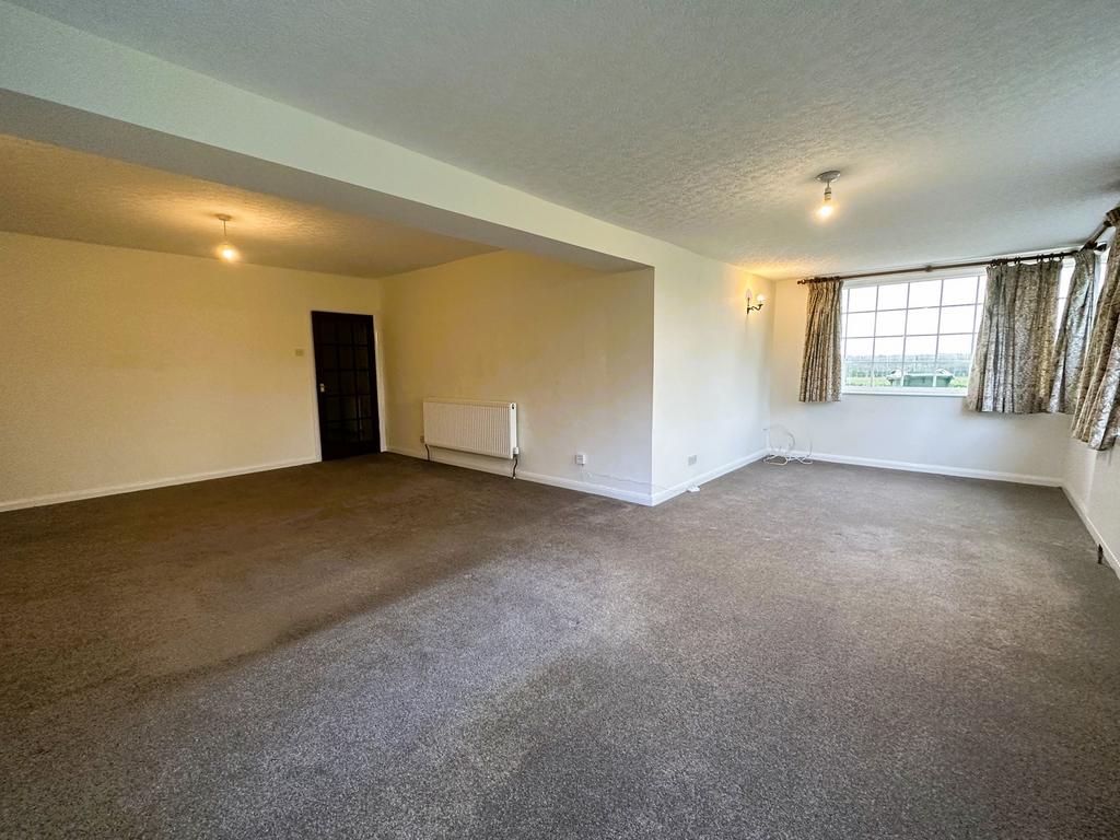 Third Reception Room / Bedroom 6