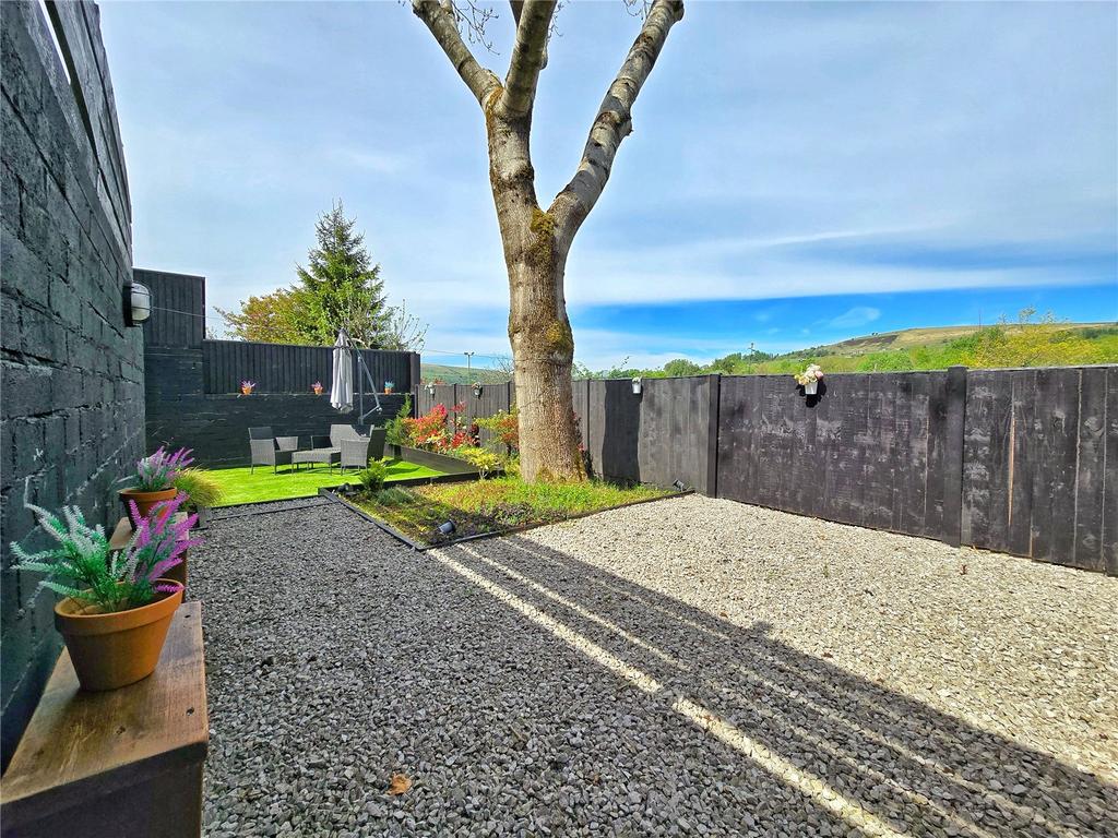 Lower Garden &amp; Patio