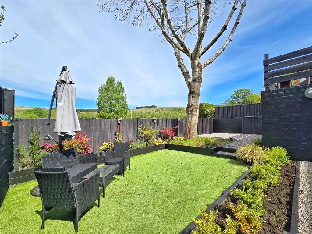 Lower Garden &amp; Patio