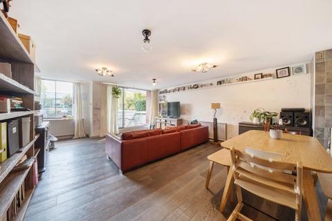2 bedroom flat for sale, Highgate,  London,  N6