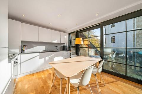 10 Berrymans Lane, London, SE26 4JB