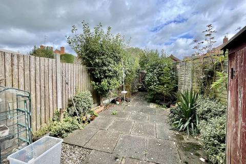 2b Beeston Road, Cookley, Kidderminster, DY10 3UF