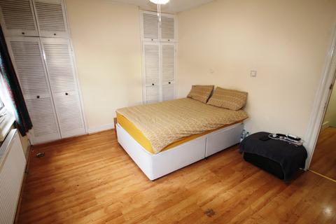 61 Algernon Road, London, SE13 7AS