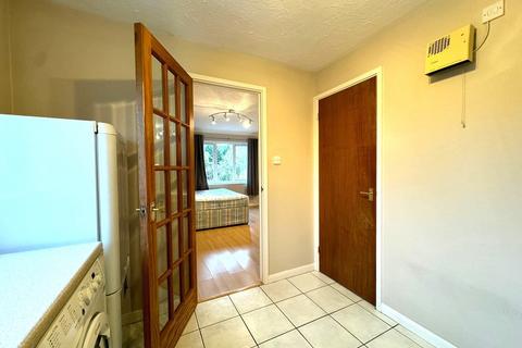 undefined, Columbus Gardens, Northwood HA6