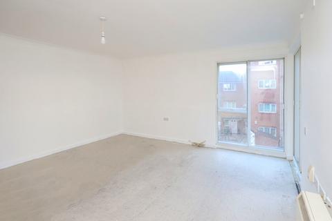 2 bedroom apartment for sale - Carmichael Close, Ruislip HA4