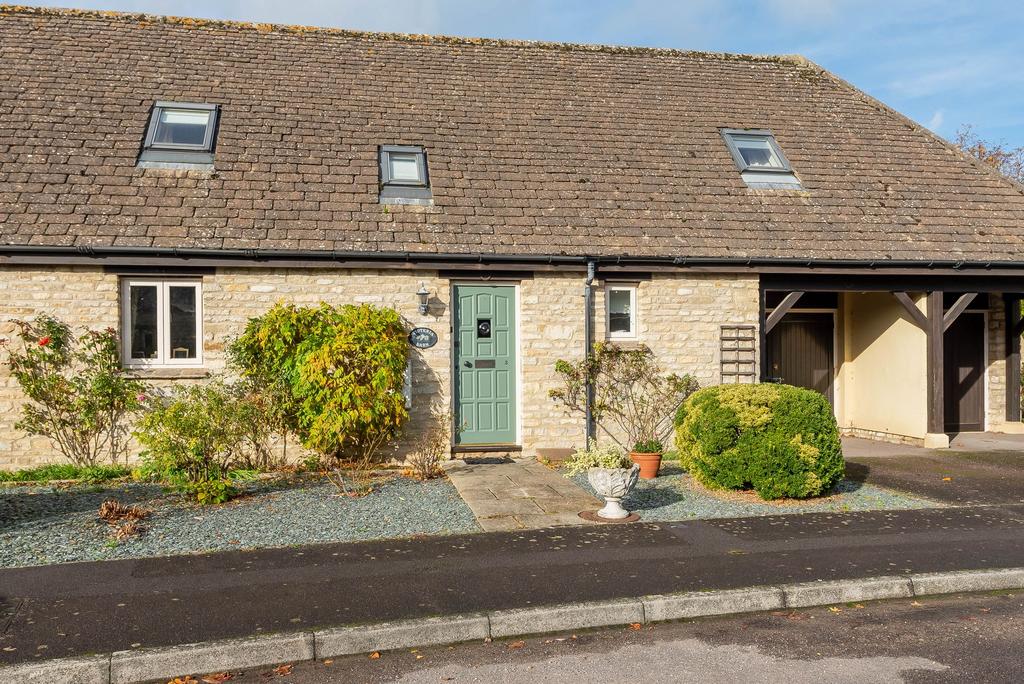 3 Bartholomew Close, Ducklington, OX29 2 bed semidetached house for