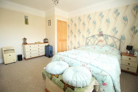 27 Sambourne Road, Warminster, BA12 8LL