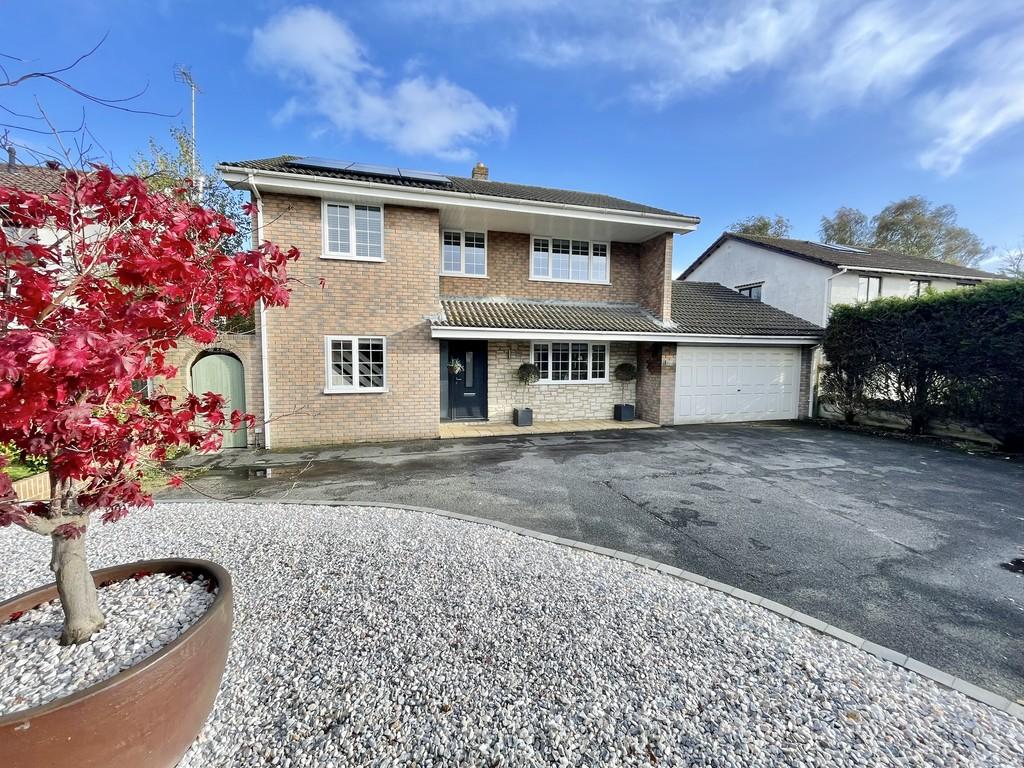 Tollerford Road, West Canford Heath 4 bed detached house for sale £